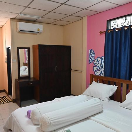 Maria Guesthouse Ayutthaya Exteriér fotografie